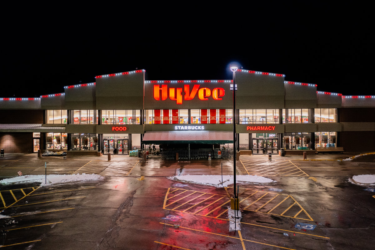 hyvee-holiday-lights